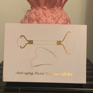 New Facial Massage Set